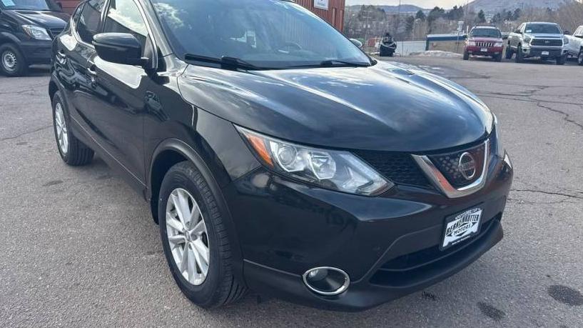 NISSAN ROGUE SPORT 2018 JN1BJ1CR8JW261156 image